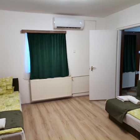 Bed and Breakfast Nagy-Magyarorszag Park Isztimer Экстерьер фото