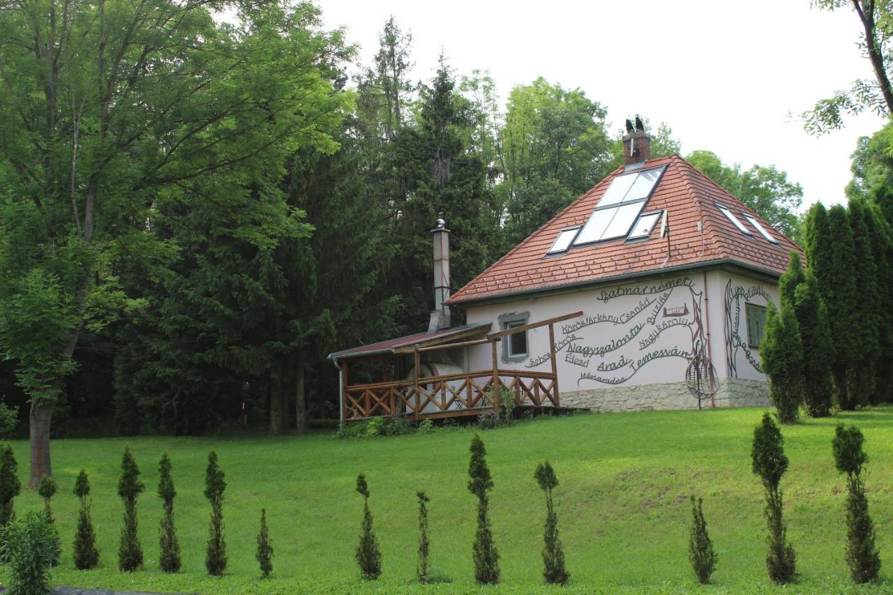 Bed and Breakfast Nagy-Magyarorszag Park Isztimer Экстерьер фото