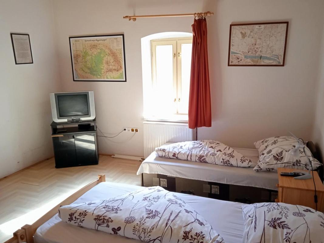 Bed and Breakfast Nagy-Magyarorszag Park Isztimer Экстерьер фото